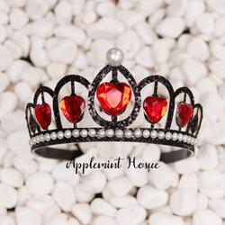 Cool Queen Of Hearts Crown Costume Heart
